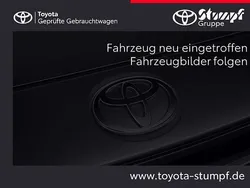 Grau Gebraucht 2022 Toyota Yaris Hybrid Comfort Limousine | 20.680 € (Fairer Preis)