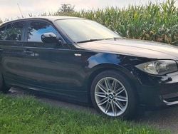 Schwarz Gebraucht 2011 BMW 120 Sport Line Kleinwagen | 5.850 € (Guter Preis)