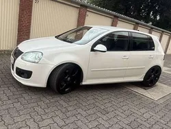 Weiß Gebraucht 2008 VW Golf VI Edition Limousine | 8.650 € (Etwas zu teuer)