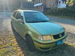 Grün Gebraucht 2001 VW Polo Kleinwagen | 950 € (Fairer Preis)