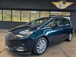 Grün Gebraucht 2016 Opel Zafira Innovation Van / Kleinbus | 9.950 € (Guter Preis)