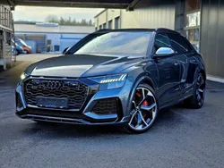 Grau Gebraucht 2024 Audi RS Q8 Sport SUV | 116.880 €