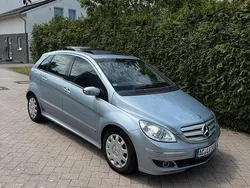Blau Gebraucht 2006 Mercedes B180 Van / Kleinbus | 5.600 € (Etwas zu teuer)