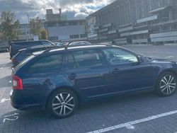 Blau Gebraucht 2012 Skoda Octavia Kombi | 4.800 € (Fairer Preis)