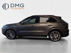 Grau Gebraucht 2020 Porsche Cayenne SUV | 53.990 €