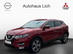 New red (m) Gebraucht 2018 Nissan Qashqai N-Connecta SUV | 14.999 € (Fairer Preis)
