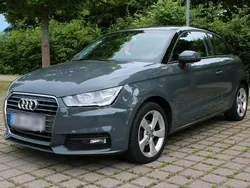 Grau Gebraucht 2016 Audi A1 Kleinwagen | 9.900 € (Fairer Preis)