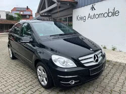 Schwarz Gebraucht 2010 Mercedes B200 Van / Kleinbus | 9.390 € (Etwas zu teuer)