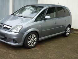 Grau Gebraucht 2010 Opel Meriva OPC Van / Kleinbus | 3.500 € (Fairer Preis)