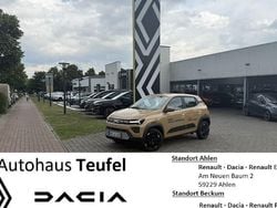 Beige (safaribeige (beige)) Gebraucht 2024 Dacia Spring Extreme Kleinwagen | 16.490 € (Fairer Preis)