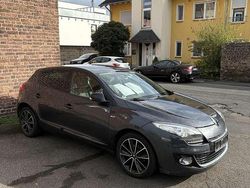 Schwarz Gebraucht 2013 Renault Mégane III Bose Edition Kleinwagen | 3.850 € (Superpreis)