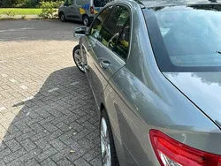 Grau Gebraucht 2010 Mercedes C220 Limousine | 4.700 € (Etwas zu teuer)