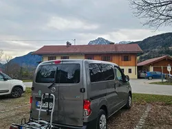 Grau Gebraucht 2010 Nissan NV200 Van | 9.000 €