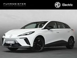 Weiss Gebraucht 2023 MG MG4 EV Exclusive Kleinwagen | 21.440 € (Etwas zu teuer)