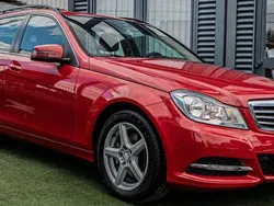 Rot Gebraucht 2011 Mercedes C250 Kombi | 9.999 € (Teuer)