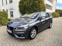 Grau Gebraucht 2017 BMW 218 Advantage Van / Kleinbus | 12.800 € (Fairer Preis)