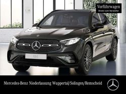 Grau Gebraucht 2025 Mercedes GLC200 AMG SUV | 56.990 € (Etwas zu teuer)