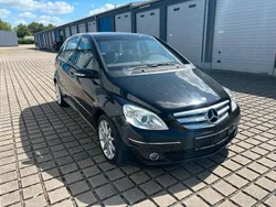 Schwarz Gebraucht 2005 Mercedes B150 Van / Kleinbus | 2.300 €