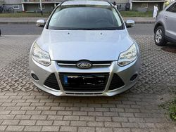 Silber Gebraucht 2011 Ford Focus Kombi | 4.000 € (Etwas zu teuer)
