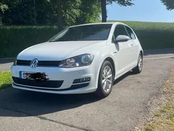 Weiß Gebraucht 2015 VW Golf VII LOUNGE Limousine | 9.899 € (Guter Preis)