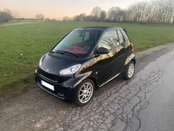 Schwarz Gebraucht 2011 Smart ForTwo Cabrio Cabrio | 6.499 €