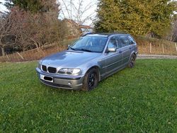Silber Gebraucht 2005 BMW 320 Kombi | 1.000 € (Superpreis)