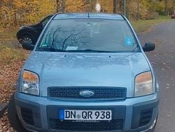 Blau Gebraucht 2006 Ford Fusion Ambiente Limousine | 1.400 € (Fairer Preis)