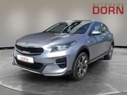 Grau Gebraucht 2020 Kia XCeed Vision SUV | 19.990 € (Fairer Preis)