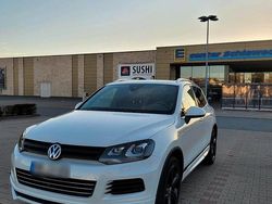 Weiß Gebraucht 2013 VW Touareg R-line SUV | 23.799 € (Teuer)