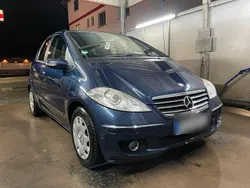 Blau Gebraucht 2005 Mercedes 170 Kombi | 2.100 € (Fairer Preis)