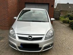 Gebraucht 2011 Opel Zafira Van / Kleinbus | 4.499 € (Fairer Preis)