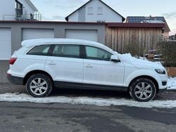 Weiß Gebraucht 2010 Audi Q7 SUV | 12.499 € (Guter Preis)