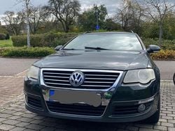Grün Gebraucht 2006 VW Passat R Kombi | 5.100 € (Teuer)
