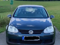 Grau Gebraucht 2004 VW Golf IV Trendline Limousine | 3.500 € (Fairer Preis)