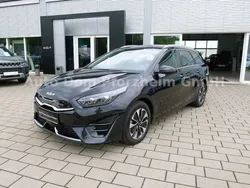 Schwarz Gebraucht 2023 Kia Ceed Sportswagon Comfort Kombi | 23.490 € (Superpreis)