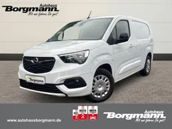 Weiss Gebraucht 2022 Opel Combo-e Life Limousine | 25.990 € (Fairer Preis)