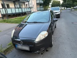 Grau Gebraucht 2008 Fiat Grande Punto Kleinwagen | 1.500 € (Fairer Preis)