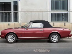 Rot Gebraucht 1983 Peugeot 504 Cabrio | 28.000 €