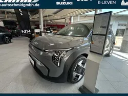 Schiefergrau metallic Neu 2025 Kia EV3 3 SUV | 39.990 € (Etwas zu teuer)