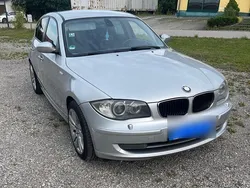 Silber Gebraucht 2007 BMW 118 Kleinwagen | 2.750 €