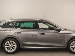 Metallic Gebraucht 2024 Skoda Octavia Style | 34.000 € (Superpreis)
