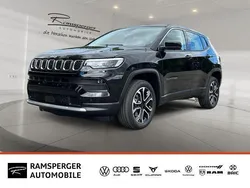 Solid black Gebraucht 2024 Jeep Compass Altitude SUV | 31.890 € (Guter Preis)