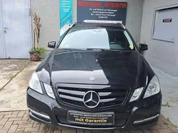 Schwarz Gebraucht 2010 Mercedes E200 Kombi | 10.399 € (Fairer Preis)