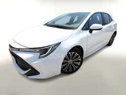 Weiss Gebraucht 2021 Toyota Corolla Team Limousine | 19.288 € (Fairer Preis)