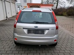 Silber Gebraucht 2007 Ford Fiesta Ambiente Kleinwagen | 1.400 € (Fairer Preis)