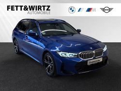 Portimao blau metallic Gebraucht 2024 BMW 330e M Sport Kombi | 45.500 € (Etwas zu teuer)