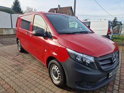 Rot Gebraucht 2021 Mercedes Vito Van | 16.648 € (Superpreis)