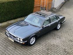 Silber Gebraucht 1994 Jaguar XJ40 S Limousine | 9.999 €