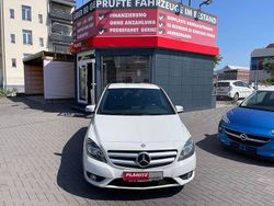Weiß Gebraucht 2013 Mercedes B180 Van / Kleinbus | 9.999 € (Guter Preis)