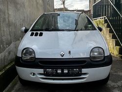 Weiß Gebraucht 2003 Renault Twingo Expression Kleinwagen | 1.200 € (Fairer Preis)